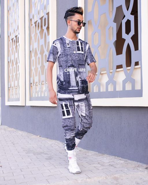 APARTMENT ALL-OVER T-SHIRT