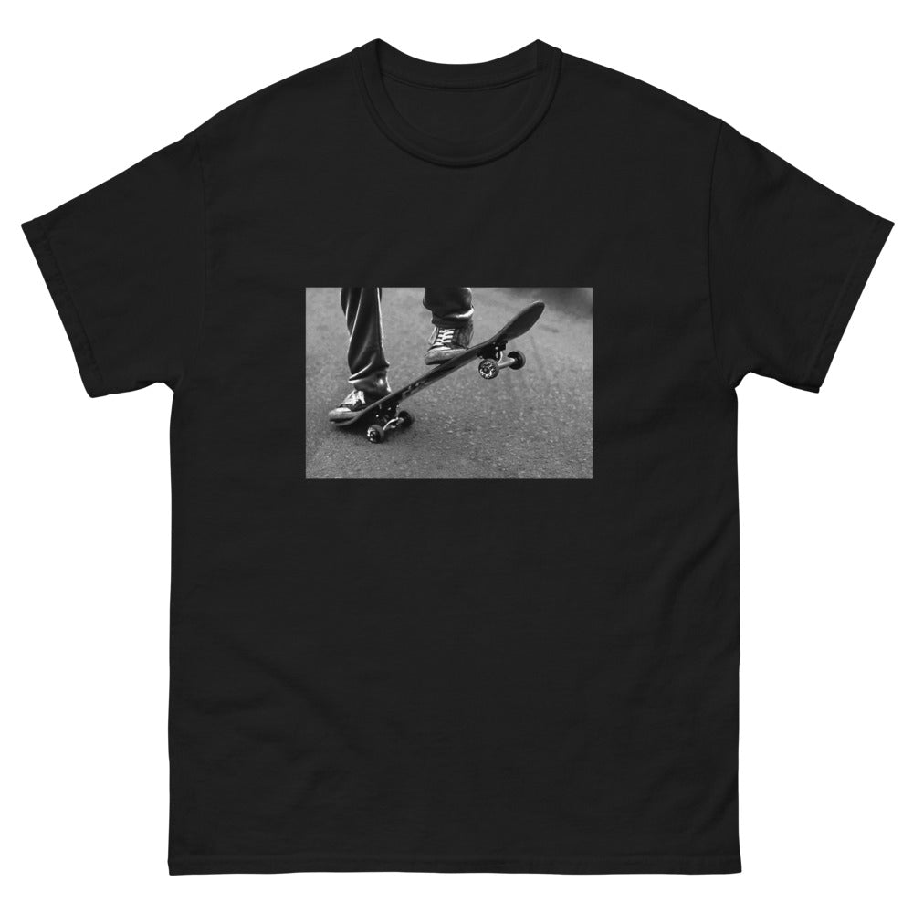 Skateboarding Shoe Black T-shirt