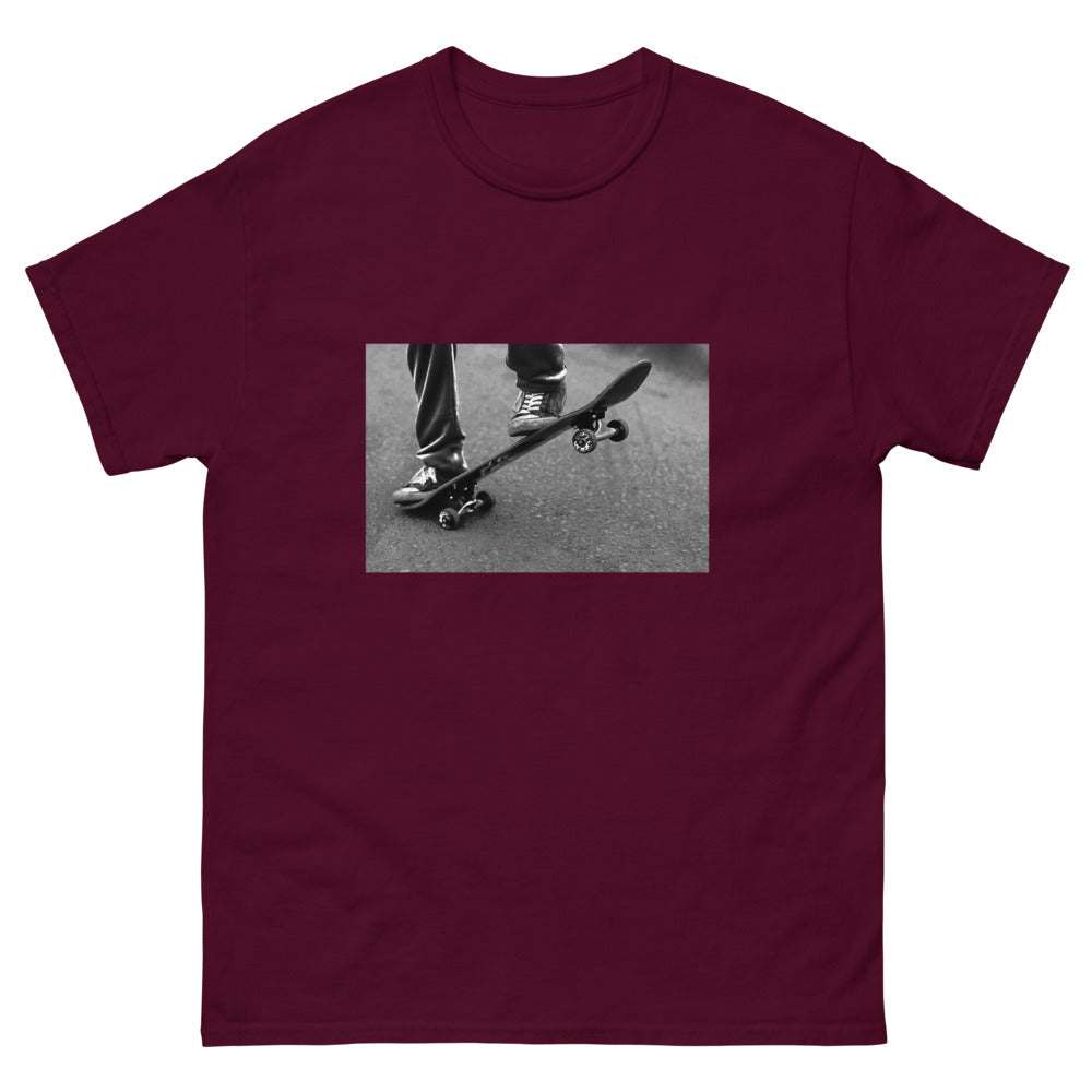Skateboarding Shoe Maroon T-shirt